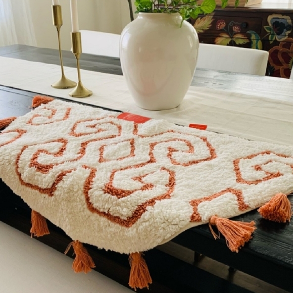 Opalhouse Bath Jungalow X Opalhouse Nwt Tufted 2 Moon Geo Tassel